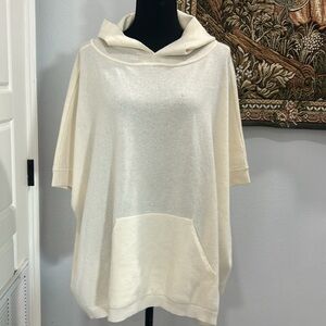 Malo Cashmere Oversized Short Sleeve Knit Hoodie.‎ (845A)